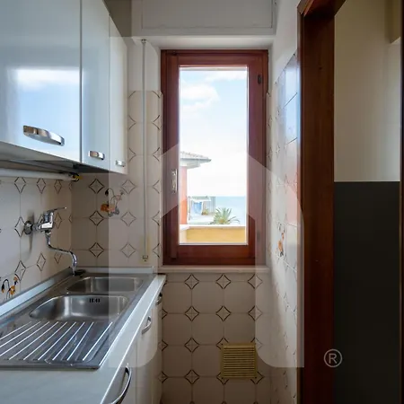 Homiday - Via Xxv Aprile Apartment Pineto