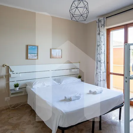 Homiday - Via Xxv Aprile Apartment *