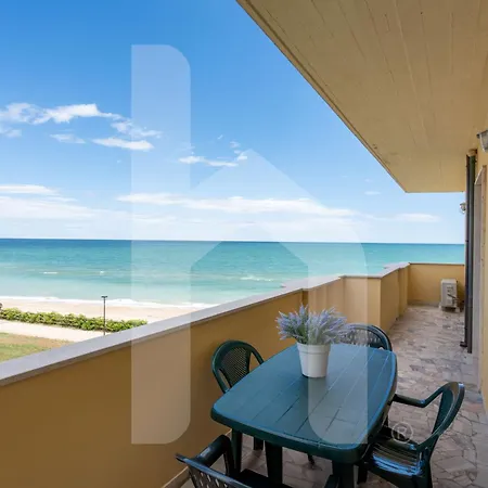 アパート Homiday - Via Xxv Aprile *