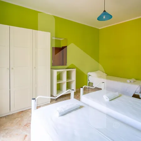Homiday - Via Xxv Aprile Apartment