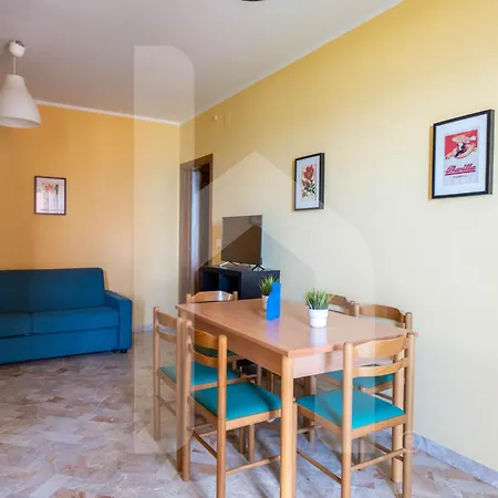 Homiday - Via Xxv Aprile Apartment Pineto