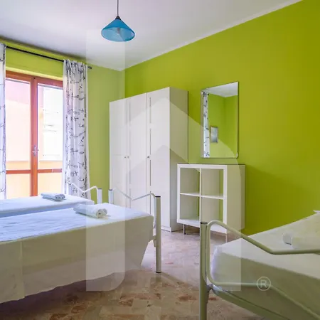 アパート Homiday - Via Xxv Aprile